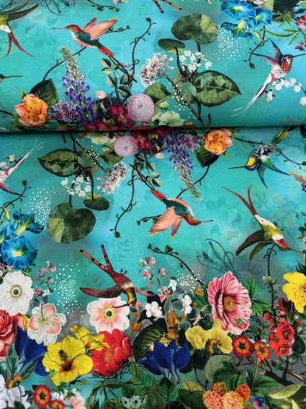 Tricot/Jersey, bloemen, vogels op aqua-kleurige ondergrond