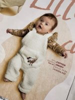 Tricot/Jersey, 2/10356, kuikentjes op licht cognac-kleurige ondergrond - Afbeelding 2